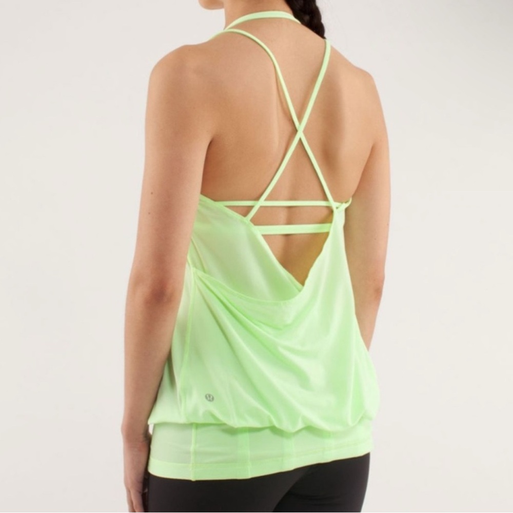 Lululemon Flow & Go tank size 6